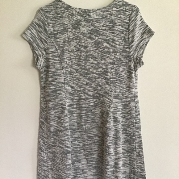 Old Navy Maternity dress - Picture 4 of 4